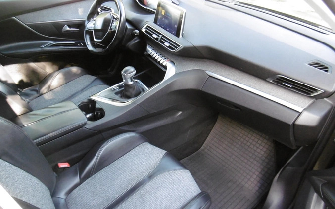 Peugeot 5008 cena 78900 przebieg: 191938, rok produkcji 2018 z Międzyzdroje małe 781